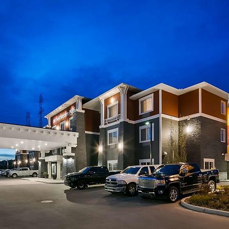 Best Western Plus Chestermere Hotel Экстерьер фото