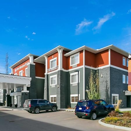 Best Western Plus Chestermere Hotel Экстерьер фото