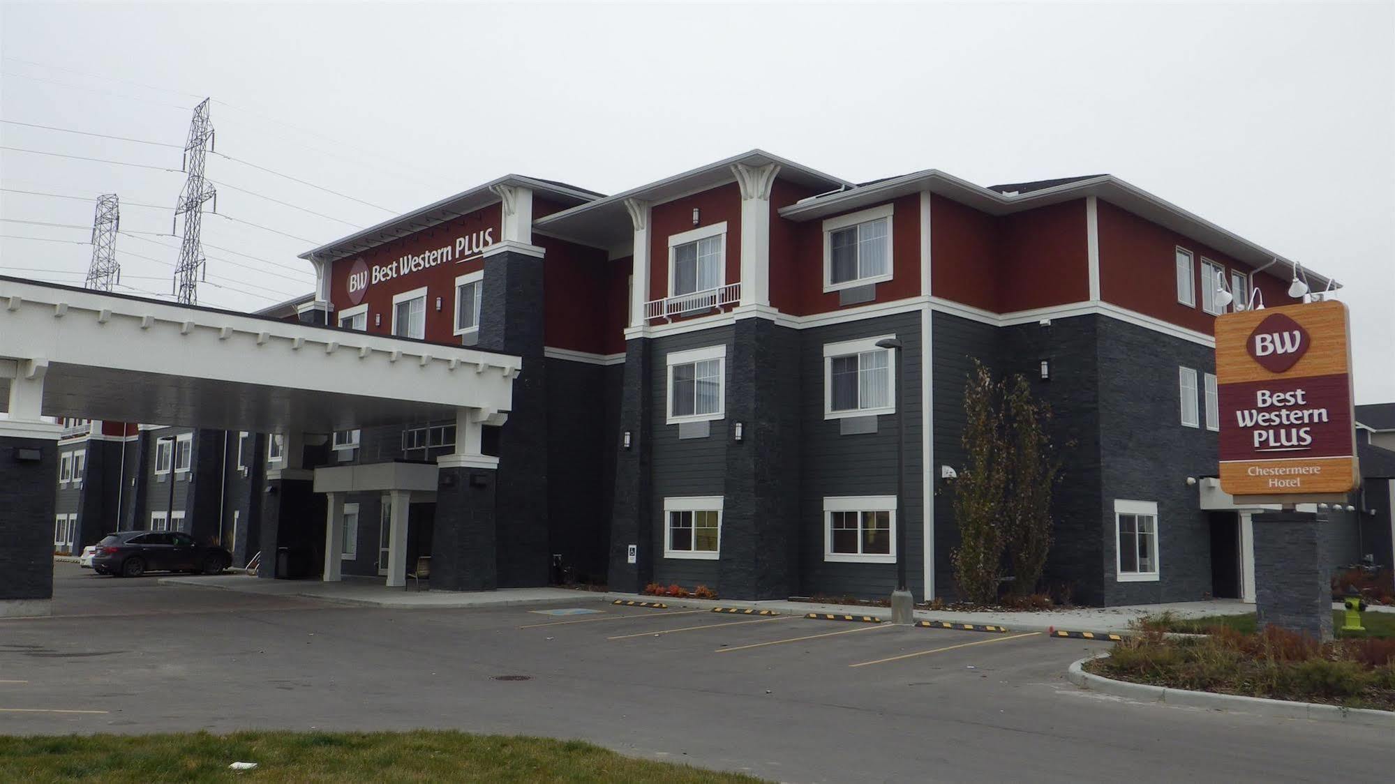 Best Western Plus Chestermere Hotel Экстерьер фото